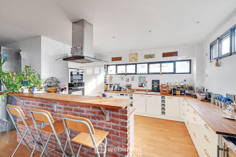 Loft - 147 m² - 5 pièces