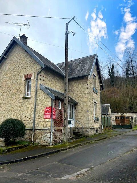 Maison - 90 m² - 3 pièces