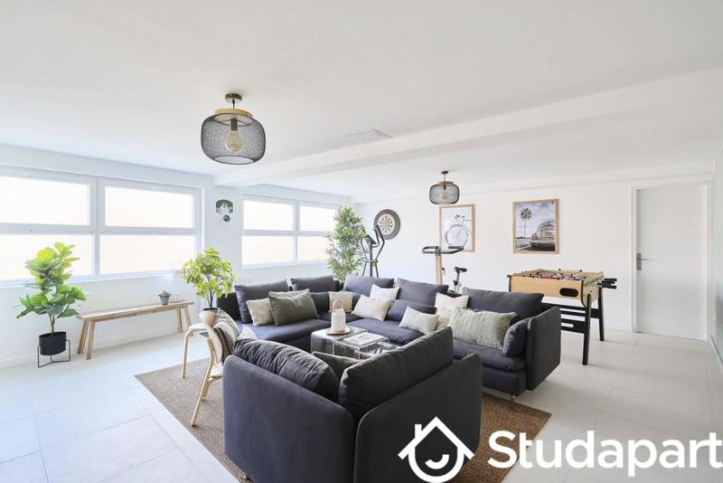 Chambre - 10 m² - 1 pièce