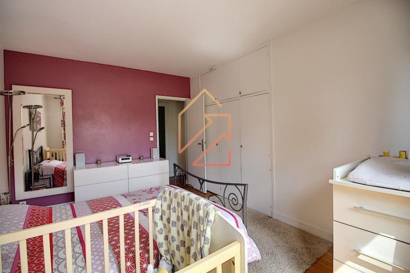 Studio - 98 m² - 4 pièces