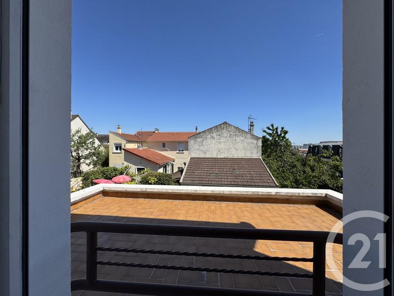 Maison - 77 m² - 4 pièces