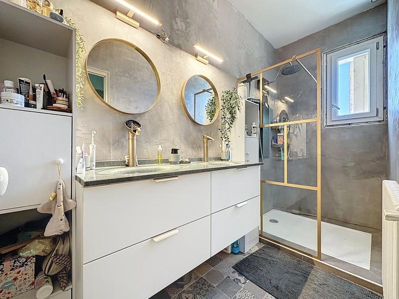 Maison - 114 m² - 7 pièces