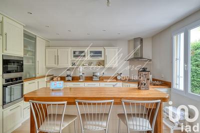 Maison - 184 m² - 7 pièces