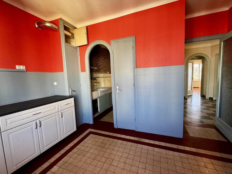 Appartement - 85 m² - 3 pièces