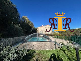 Maison ancienne - 160 m² - 6 pièces