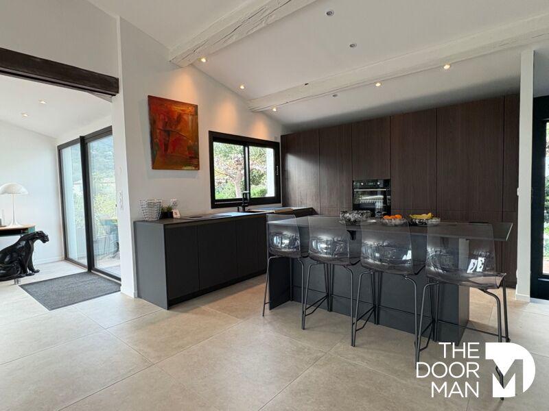 Villa - 175 m² - 5 pièces