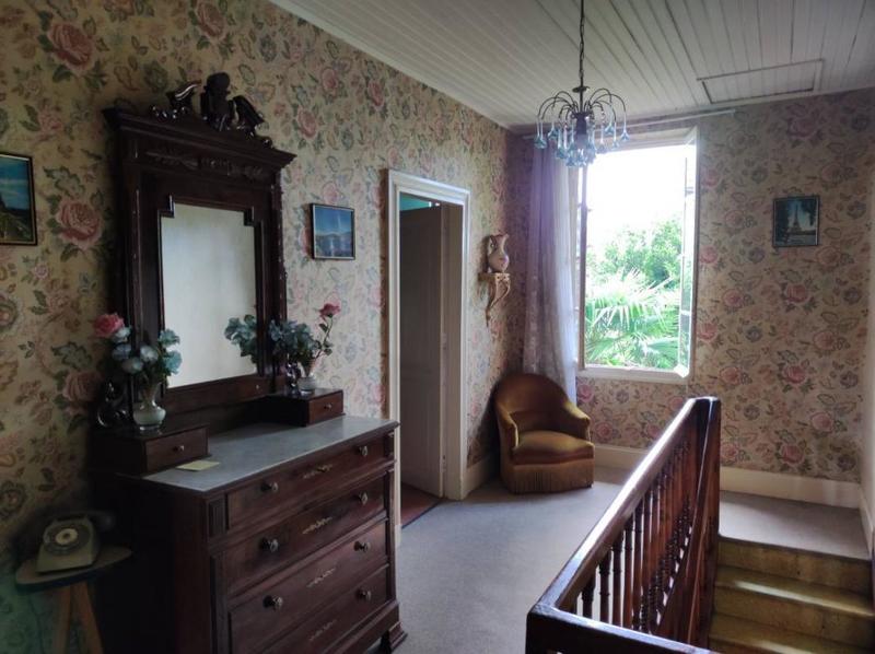 Propriété - 143 m² - 6 pièces