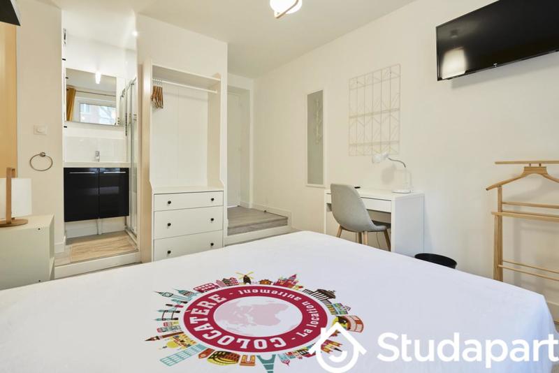 Chambre - 10 m² - 1 pièce