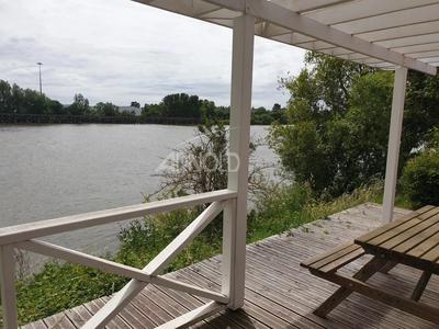 Bureau - 90 m² - 6 pièces