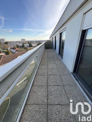 Appartement - 92 m² - 6 pièces