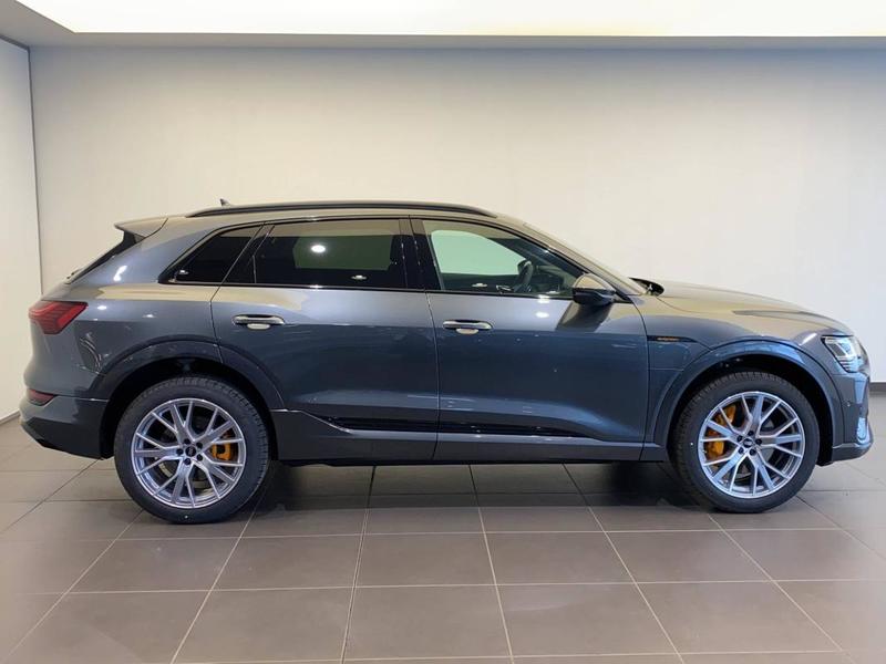 Audi e-tron 55 quattro 408 ch s line