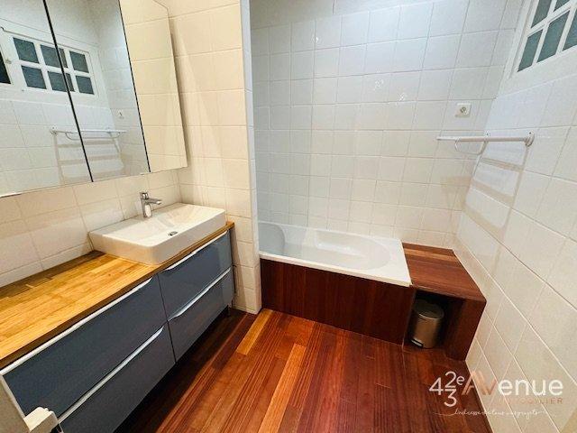 Appartement - 91 m² - 4 pièces