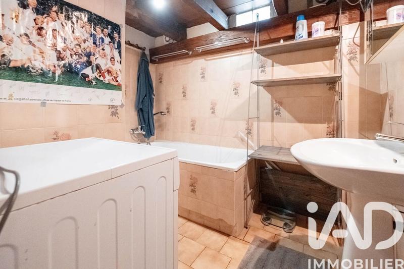 Maison - 196 m² - 5 pièces