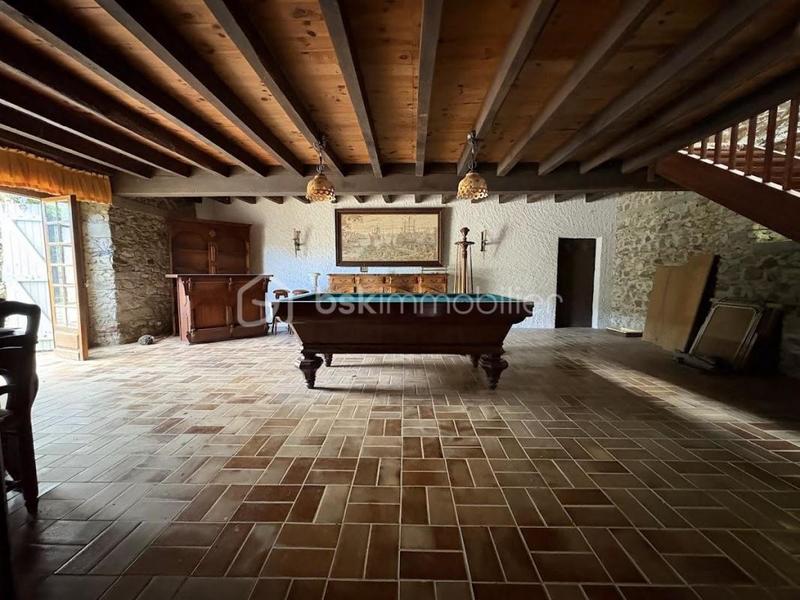 Corps de ferme - 290 m² - 14 pièces