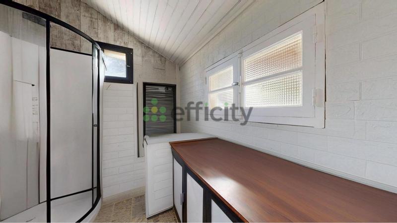 Maison - 121 m² - 4 pièces