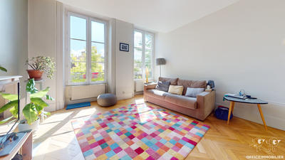 Appartement - 132 m² - 5 pièces