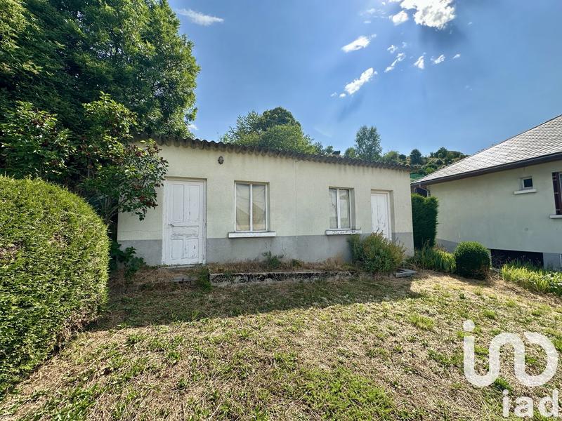 Maison - 211 m² - 8 pièces