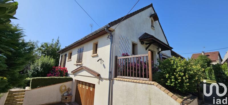 Maison - 166 m² - 8 pièces