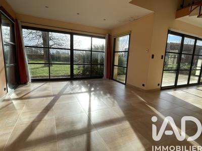 Maison de maîtres - 252 m² - 8 pièces