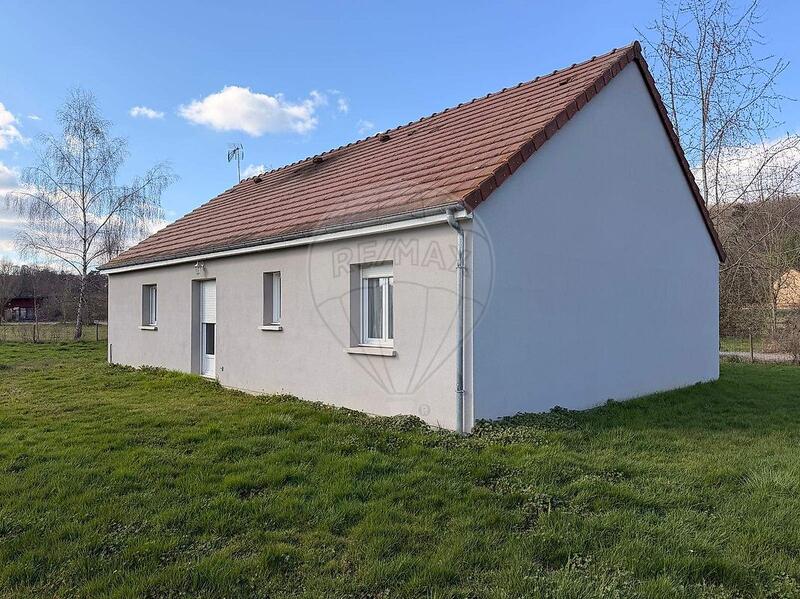 Maison - 92 m² - 4 pièces