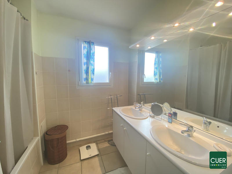 Appartement - 73 m² - 3 pièces