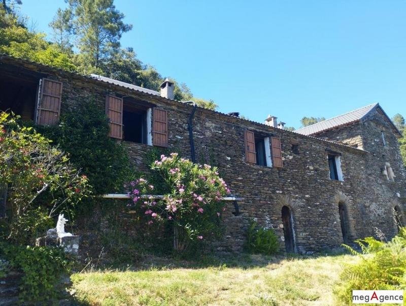 Maison ancienne - 95 m² - 7 pièces