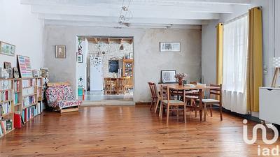 Maison - 288 m² - 8 pièces