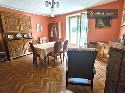 Maison - 137 m² - 6 pièces