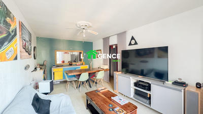 Appartement - 93 m² - 5 pièces