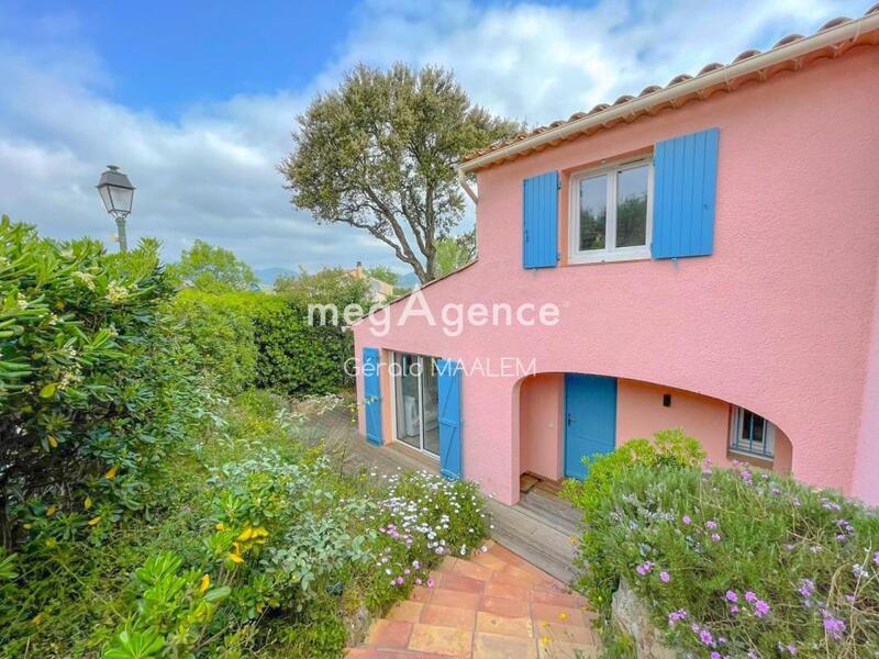 Maison traditionnelle - 94 m² - 5 pièces