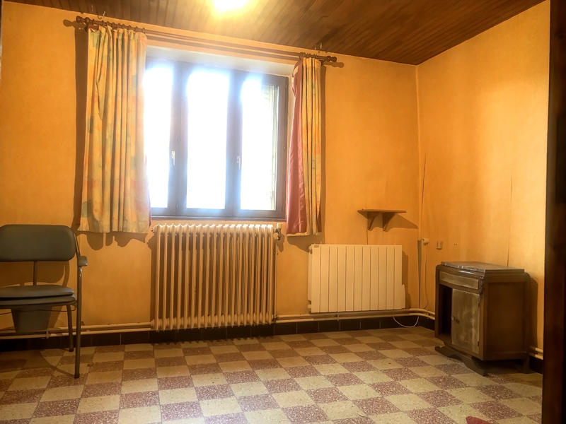 Maison - 94 m² - 6 pièces