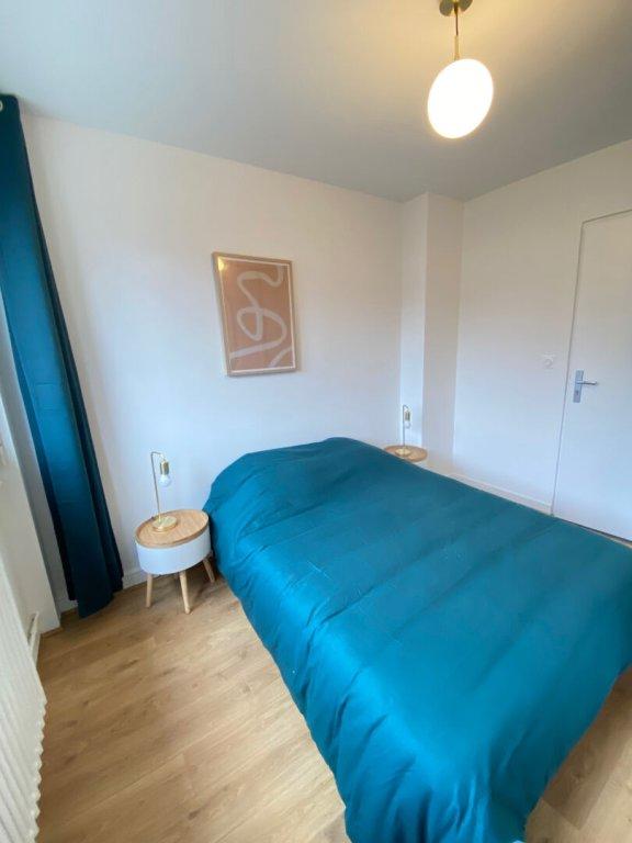 Chambre - 9 m² - 5 pièces