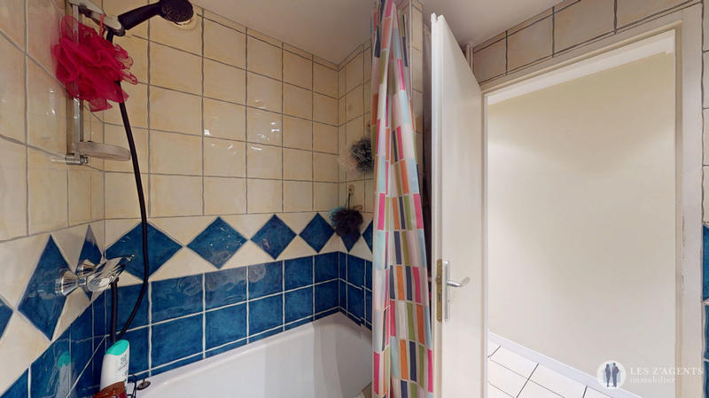 Appartement - 80 m² - 4 pièces