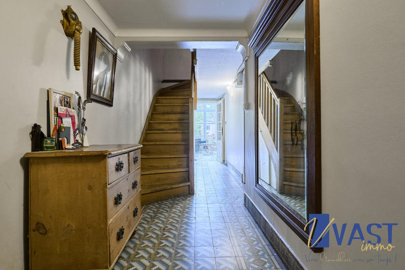 Maison ancienne - 193 m² - 8 pièces