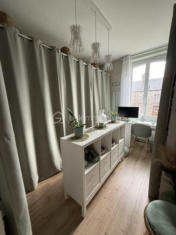 Maison en pierre - 195 m² - 11 pièces