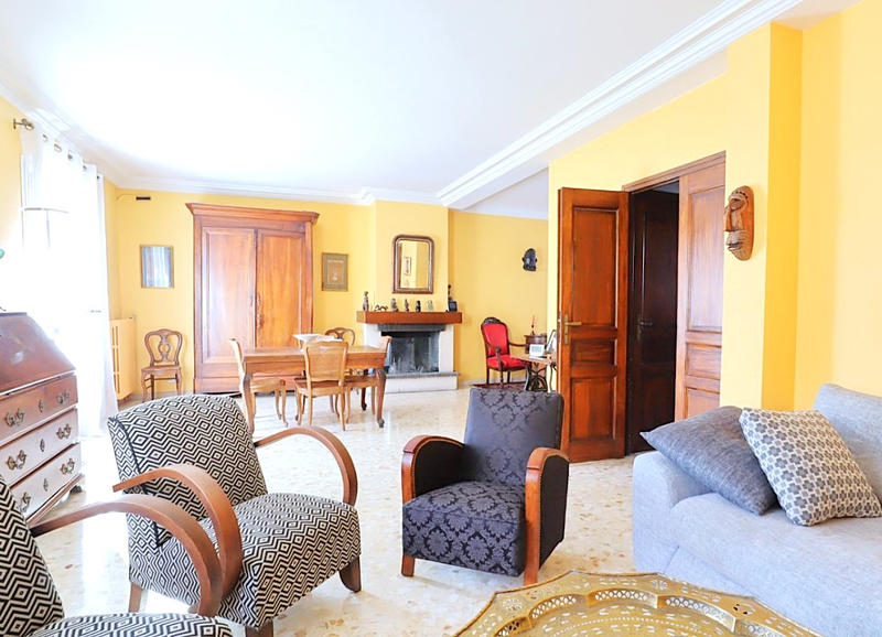 Villa - 178 m² - 6 pièces