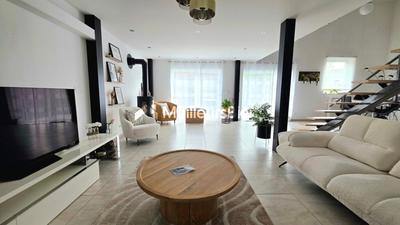 Maison - 150 m² - 4 pièces