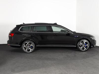 Volkswagen Passat Sw Gte 218ch Dsg Hybride Rechargeable Ja18p T.O Digital Cockpit Regul Acc Camera