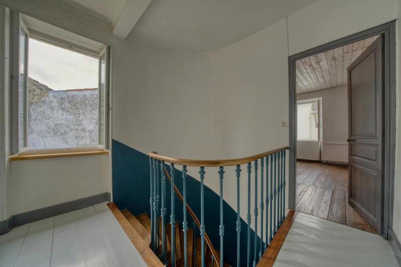 Appartement - 190 m² - 6 pièces