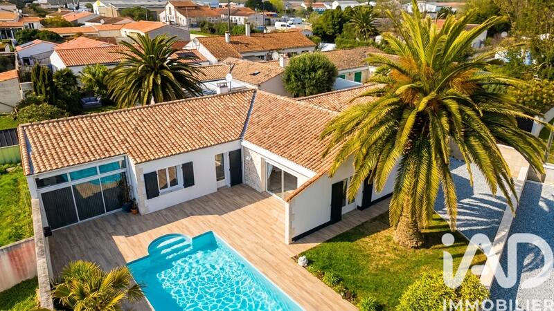 Maison - 139 m² - 6 pièces