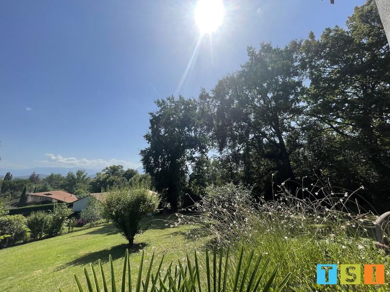 Maison - 168 m² - 5 pièces