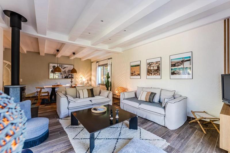 Propriété - 135 m² - 4 pièces