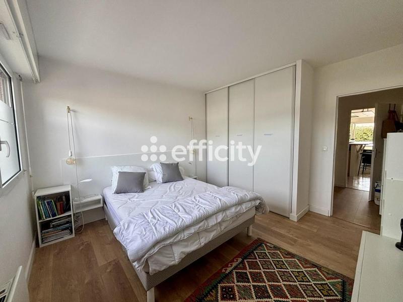 Appartement - 64 m² - 2 pièces