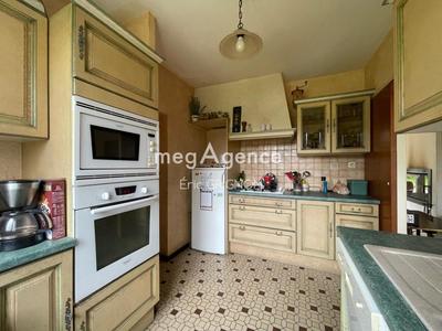 Maison - 89 m² - 5 pièces