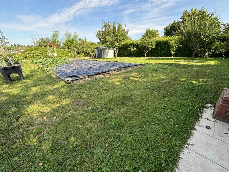 Terrain constructible - 669 m²