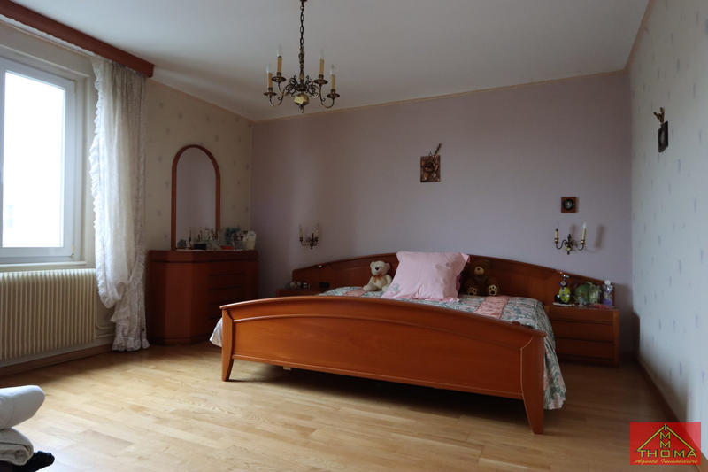 Maison - 181 m² - 5 pièces