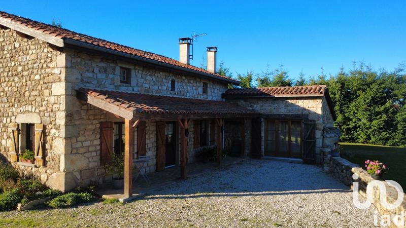 Maison - 225 m² - 6 pièces