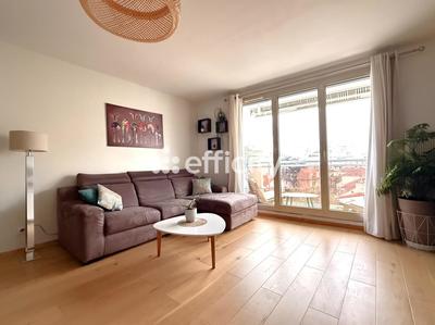 Appartement - 79 m² - 3 pièces