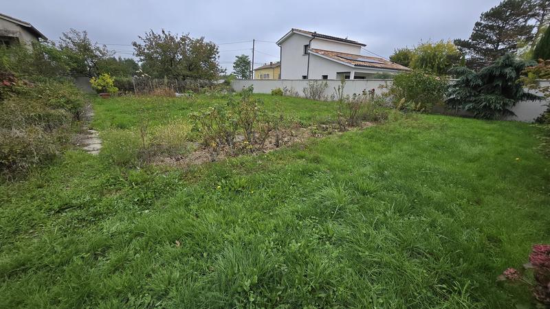 Terrain constructible - 657 m²