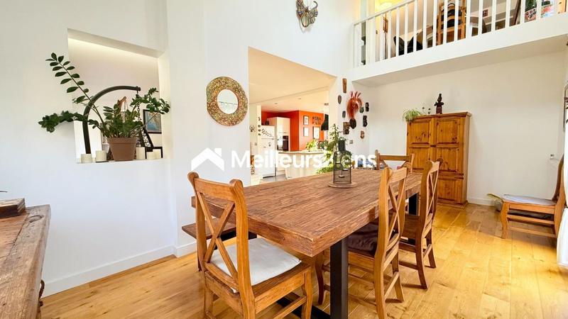 Maison - 165 m² - 7 pièces